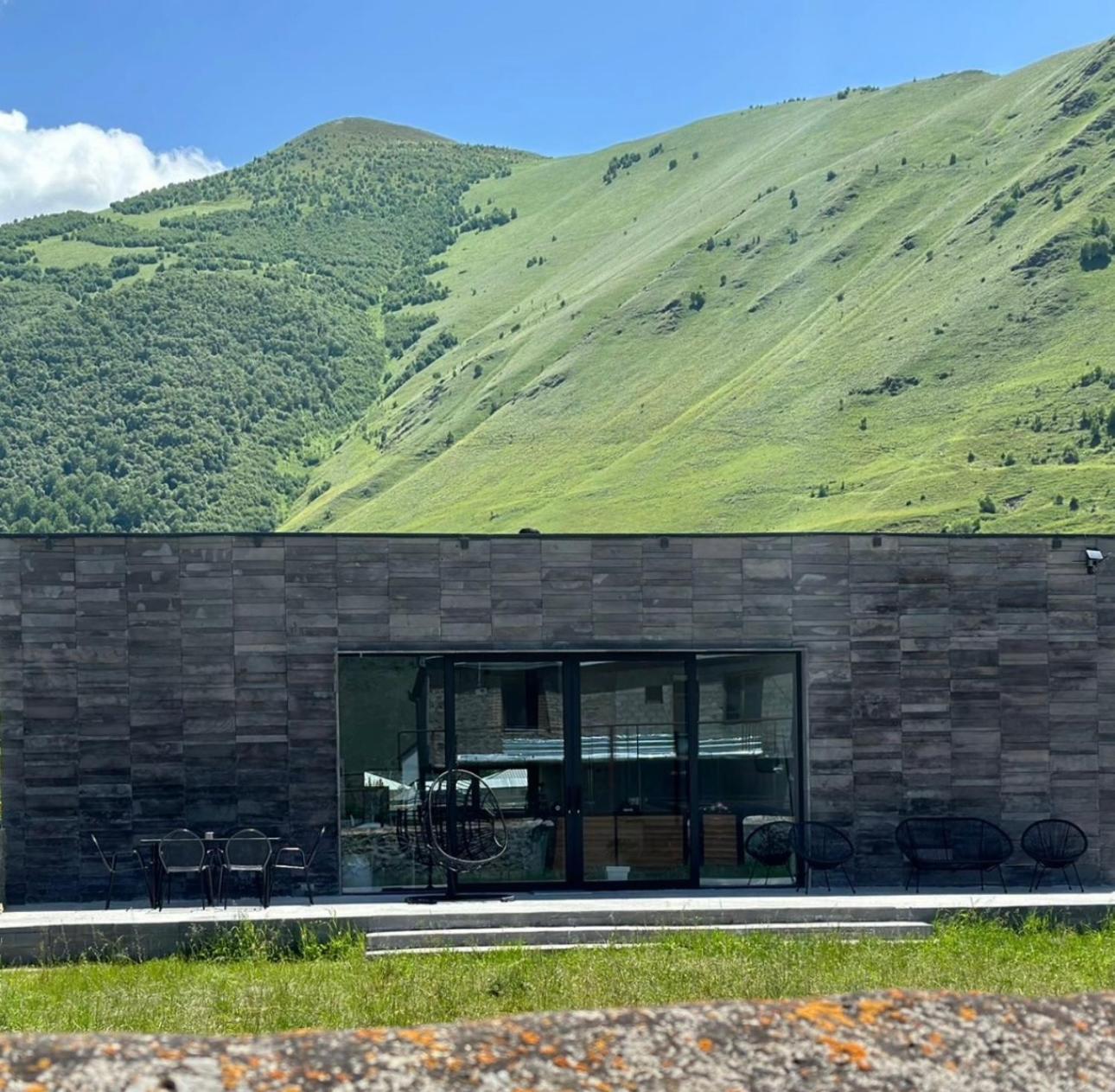 Alpine Escape Kazbegi Villa Exterior photo